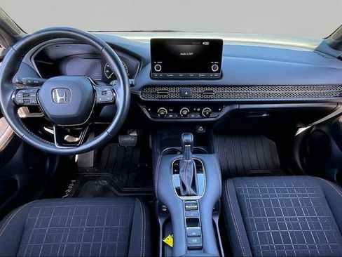 Used 2025 Honda HR-V Sport image 7
