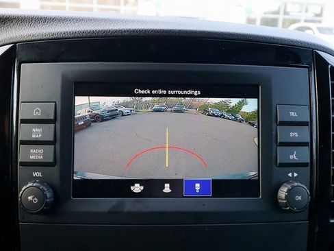 Used 2022 Mercedes-Benz Metris Passenger image 10