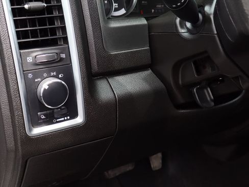 Used 2022 RAM 1500 Classic SLT w/ Electronics Group AWD/4WD image 12
