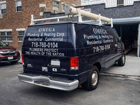 Used 2000 Ford E-250 and Econoline 250 RWD image 4