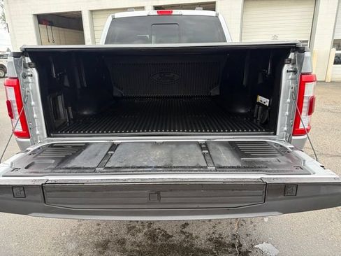Used 2022 Ford F150 Lariat w/ Equipment Group 502A High AWD/4WD image 5