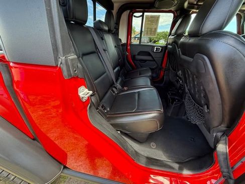 Used 2020 Jeep Gladiator Rubicon AWD/4WD image 12