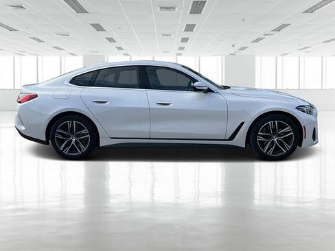 Certified 2025 BMW 430i w/ Premium Package image 3