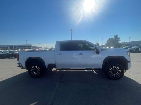 Used 2026 GMC Sierra 2500 Denali Ultimate AWD/4WD image 5