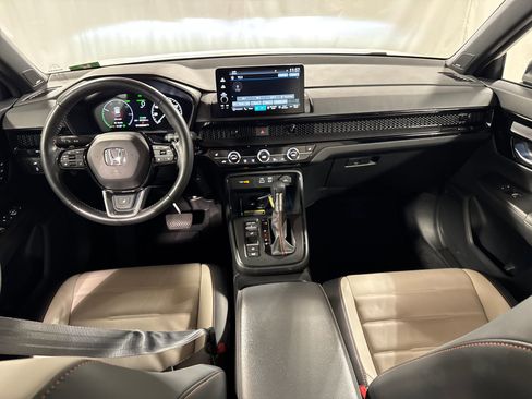 Used 2025 Honda CR-V Sport Touring image 7