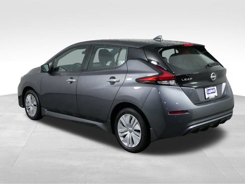 Used 2025 Nissan Leaf S FWD image 8