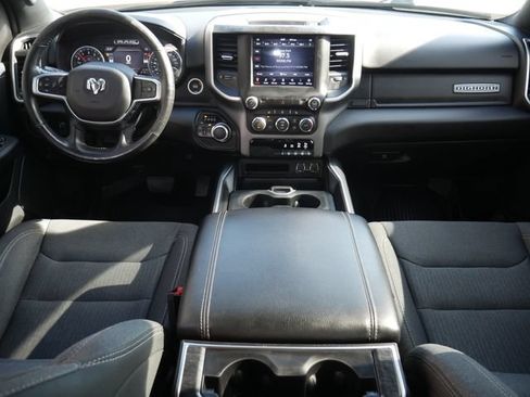 Used 2020 RAM 1500 Big Horn AWD/4WD image 6
