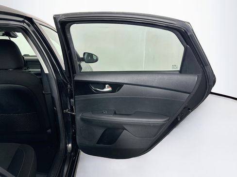 Used 2019 Kia Forte S FWD image 28