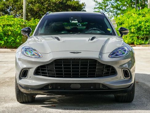 Used 2021 Aston Martin DBX AWD/4WD image 13