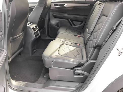 New 2026 Volkswagen Atlas Cross Sport SE FWD image 34