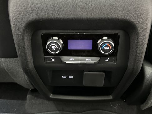 New 2026 Chevrolet Traverse RS image 27