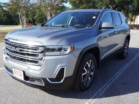 Used 2023 GMC Acadia SLE image 7