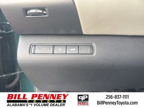 Used 2022 Nissan Pathfinder SL image 26