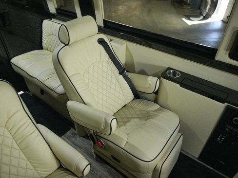 Used 2020 Mercedes-Benz Sprinter 3500 image 39