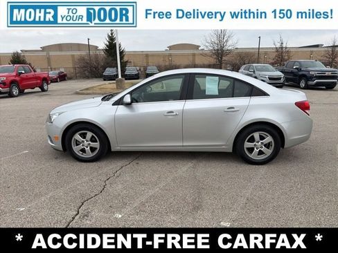 Used 2014 Chevrolet Cruze LT image 2