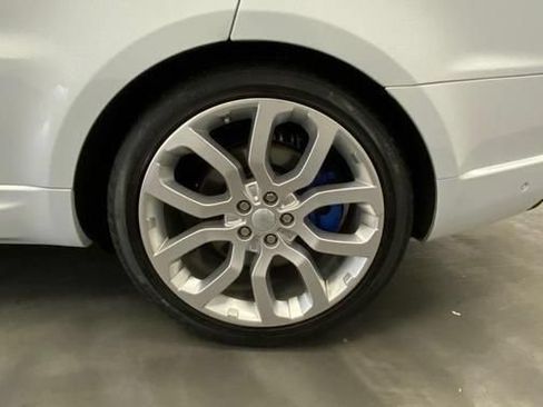 Used 2019 Land Rover Range Rover Sport Supercharged AWD/4WD image 19