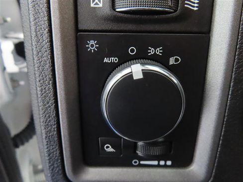 Used 2022 RAM 1500 Tradesman AWD/4WD image 15