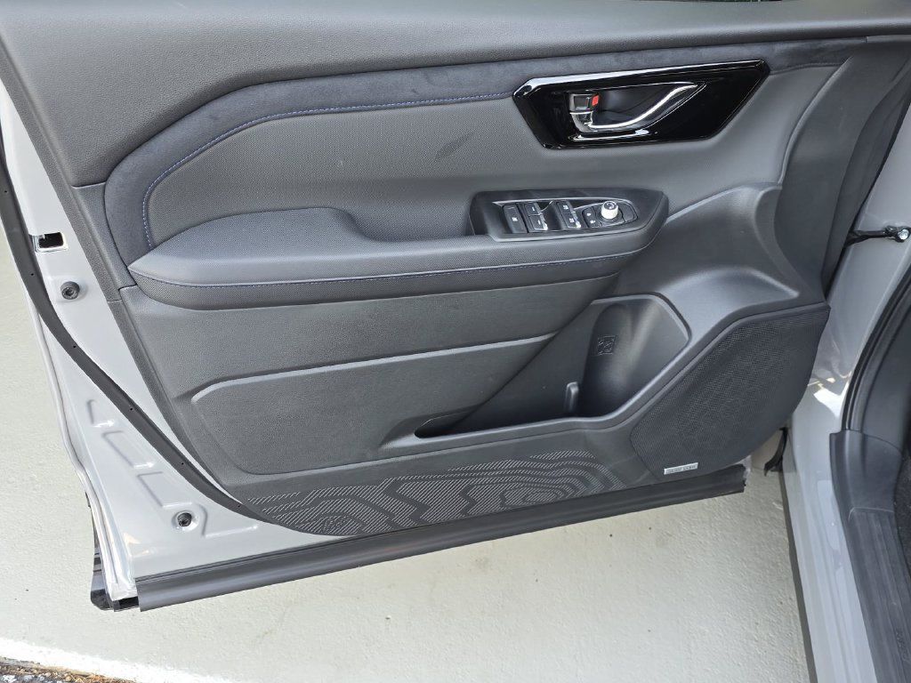 New 2026 Subaru Forester Touring AWD/4WD image 30
