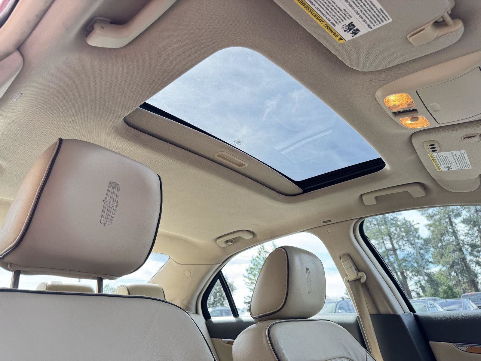 Used 2010 Lincoln MKZ AWD image 27