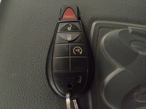 Used 2015 RAM 1500 Big Horn AWD/4WD image 32