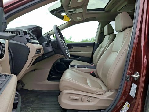 Used 2019 Honda Odyssey Elite image 11