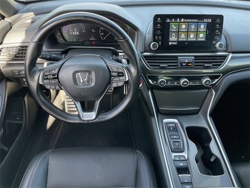 Used 2022 Honda Accord Sport image 11
