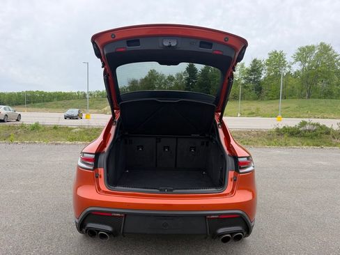 Used 2022 Porsche Macan S AWD/4WD image 23
