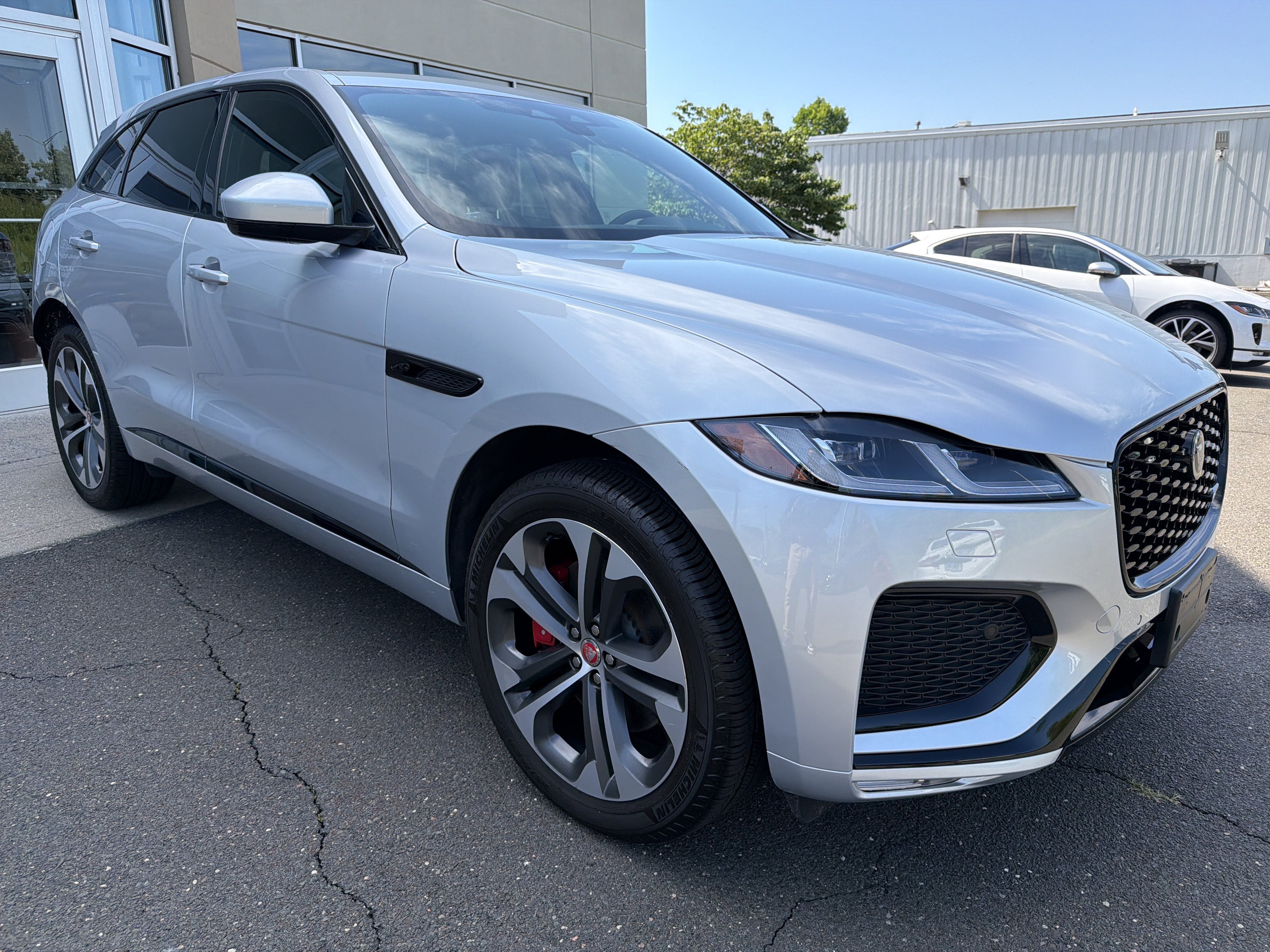 Used 2023 Jaguar F-PACE R-Dynamic S AWD/4WD image 2