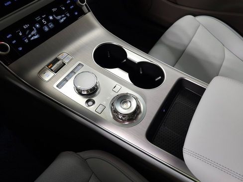 New 2026 Genesis GV70 2.5T Advanced image 27