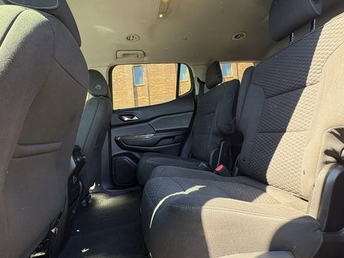 Used 2019 GMC Acadia SLE w/ LPO, Cargo Package FWD image 22
