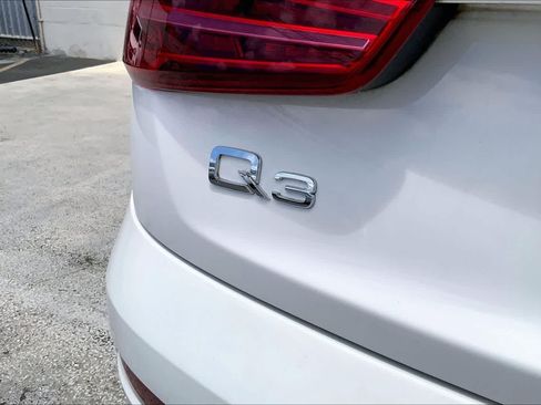 Used 2016 Audi Q3 2.0T Premium Plus w/ Technology Package FWD image 7