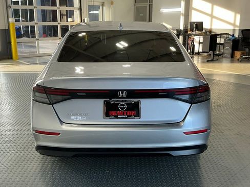 Used 2023 Honda Accord EX image 21