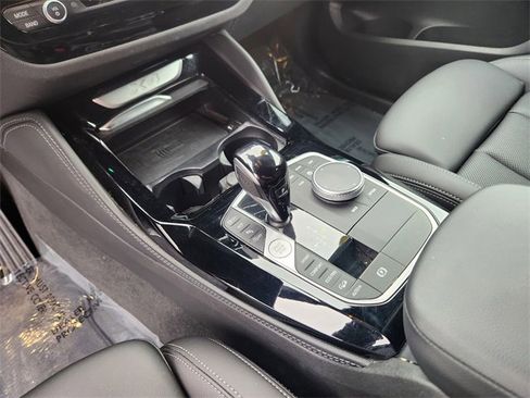 Used 2024 BMW X4 xDrive30i image 28