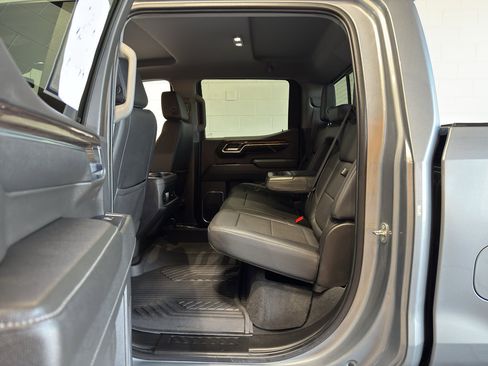 Used 2024 Chevrolet Silverado 1500 RST AWD/4WD image 13