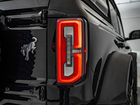 Used 2022 Ford Bronco Badlands w/ Sasquatch Package AWD/4WD image 15
