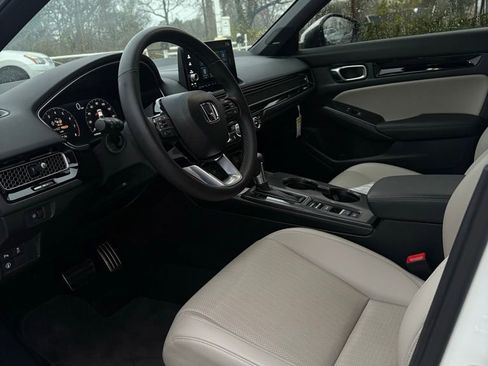 Used 2024 Honda Civic Sport Touring image 18