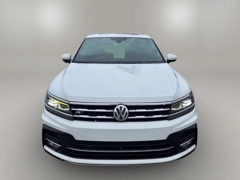Used 2020 Volkswagen Tiguan SEL Premium R-Line w/ 3rd Row Seat Package AWD/4WD image 2