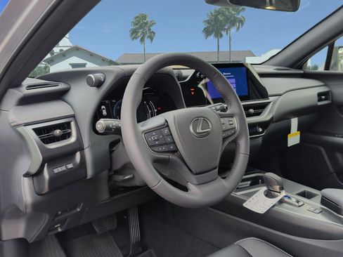 New 2026 Lexus UX 300h FWD image 12