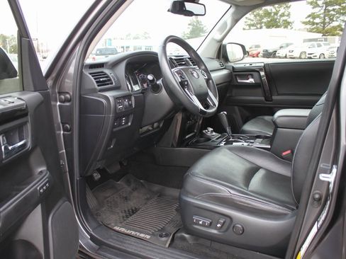 Used 2021 Toyota 4Runner Nightshade image 11