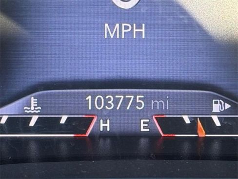 Used 2019 Jeep Cherokee Overland w/ Technology Group image 21