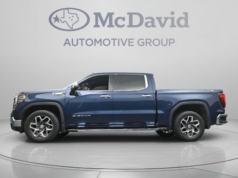 Used 2023 GMC Sierra 1500 SLT AWD/4WD image 27