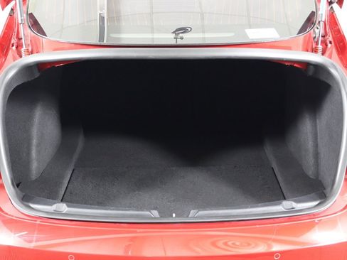 Used 2018 Tesla Model 3 Long Range image 19