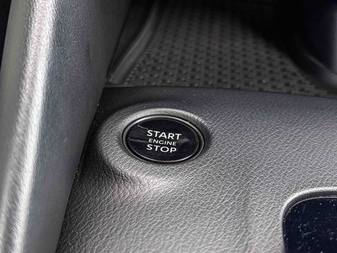Used 2023 Nissan Z w/ Floor Mat Package (L93) RWD image 26