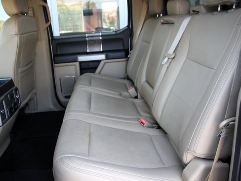 Used 2019 Ford F350 Lariat w/ Lariat Ultimate Package image 40