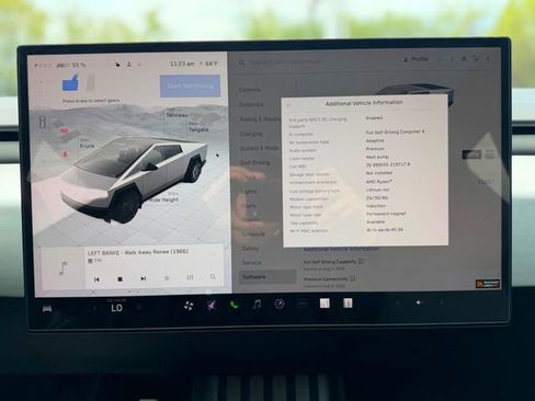 Used 2024 Tesla Cybertruck AWD Crew Cab image 37