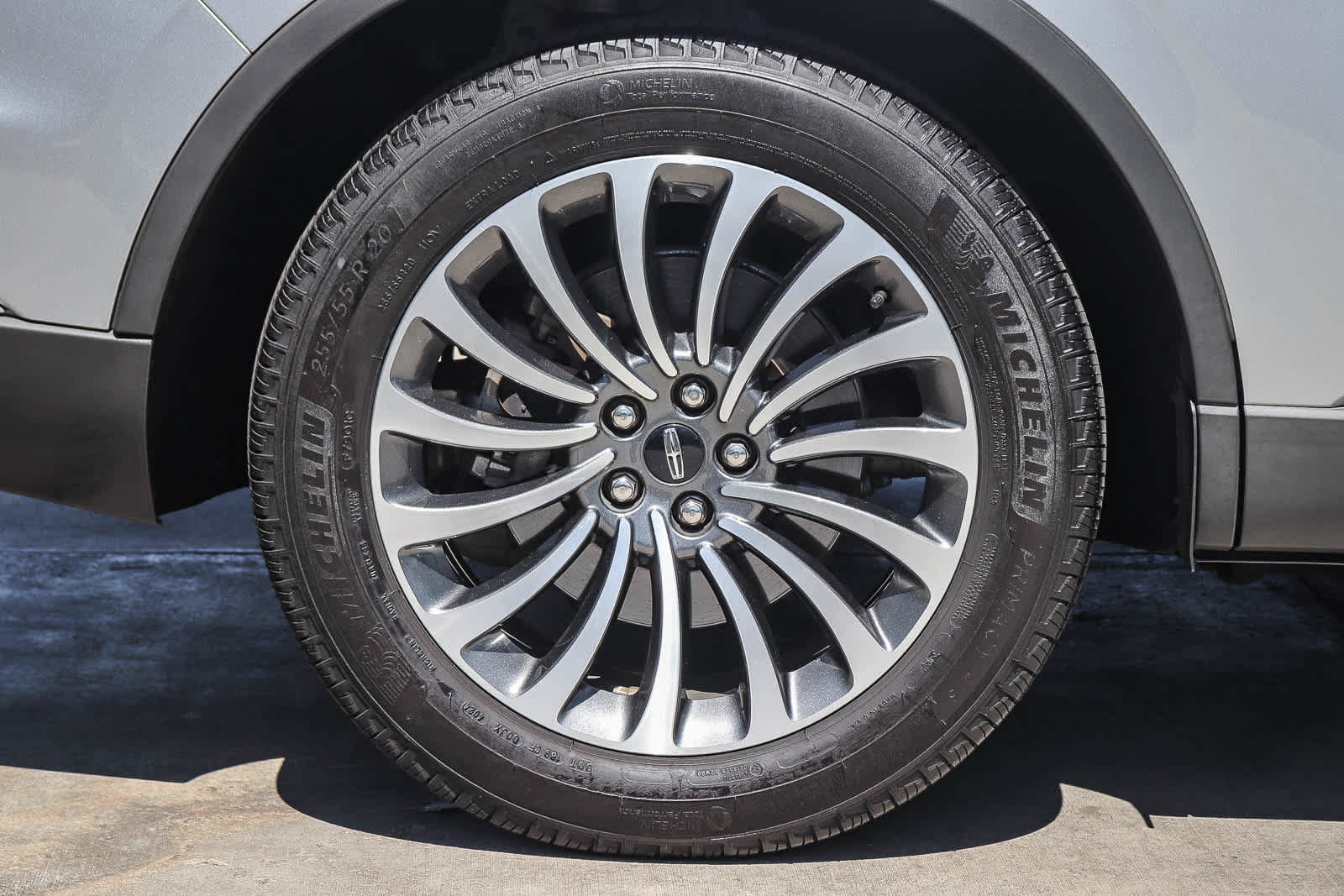 Used 2021 Lincoln Aviator Reserve w/ Equipment Group 201A RWD image 8
