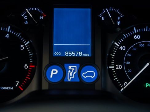 Used 2017 Lexus GX 460 Premium w/ Premium Package image 48