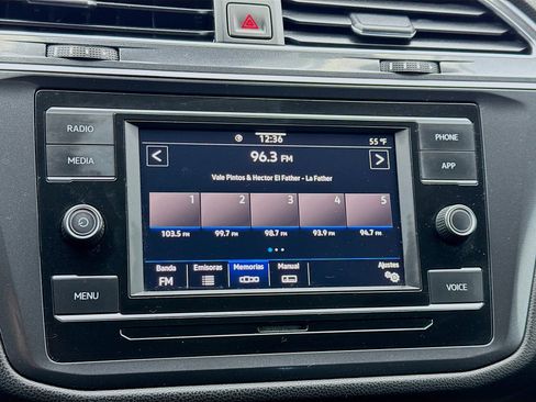 Used 2022 Volkswagen Tiguan S image 11