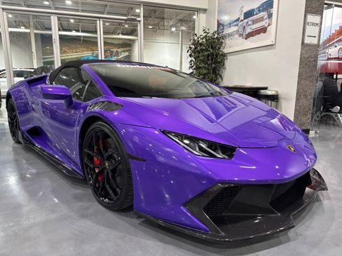 Used 2017 Lamborghini Huracan LP 610-4 image 3