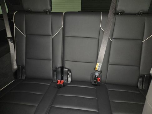 Used 2025 Cadillac Escalade Sport w/ Touring Package image 27